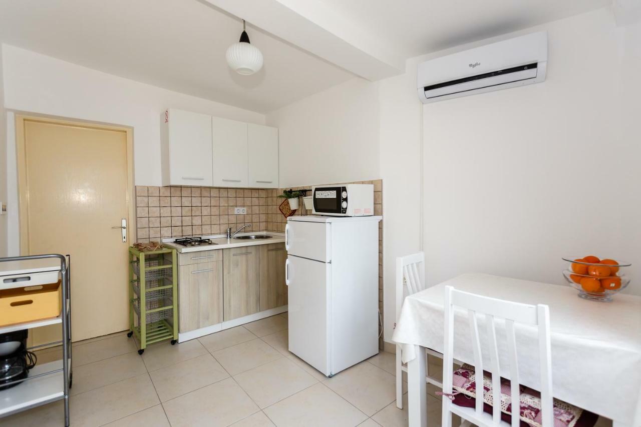 Apartments Danica Vrbnik Dış mekan fotoğraf